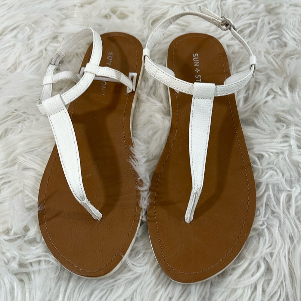 SUN STONE White Cushioned T-Strap Kristi Round Toe Buckle Slingback Sandal Sz 10 - Picture 2 of 9